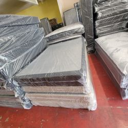 Full BOX SPRING 