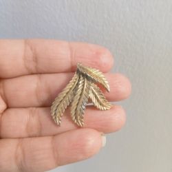 Vintage Brooch Pendant