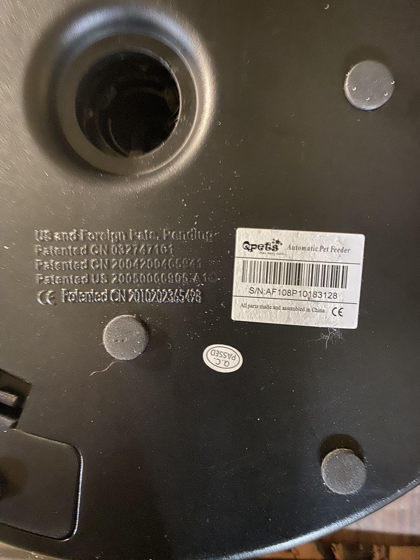 Automatic pet Feeder