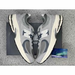 New Balance 2002r Steel 5.5 Youth 