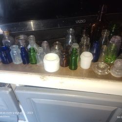 Thomas Edison Battery Oil From The 1900s, Assortment Of Old Bottles Made In The US