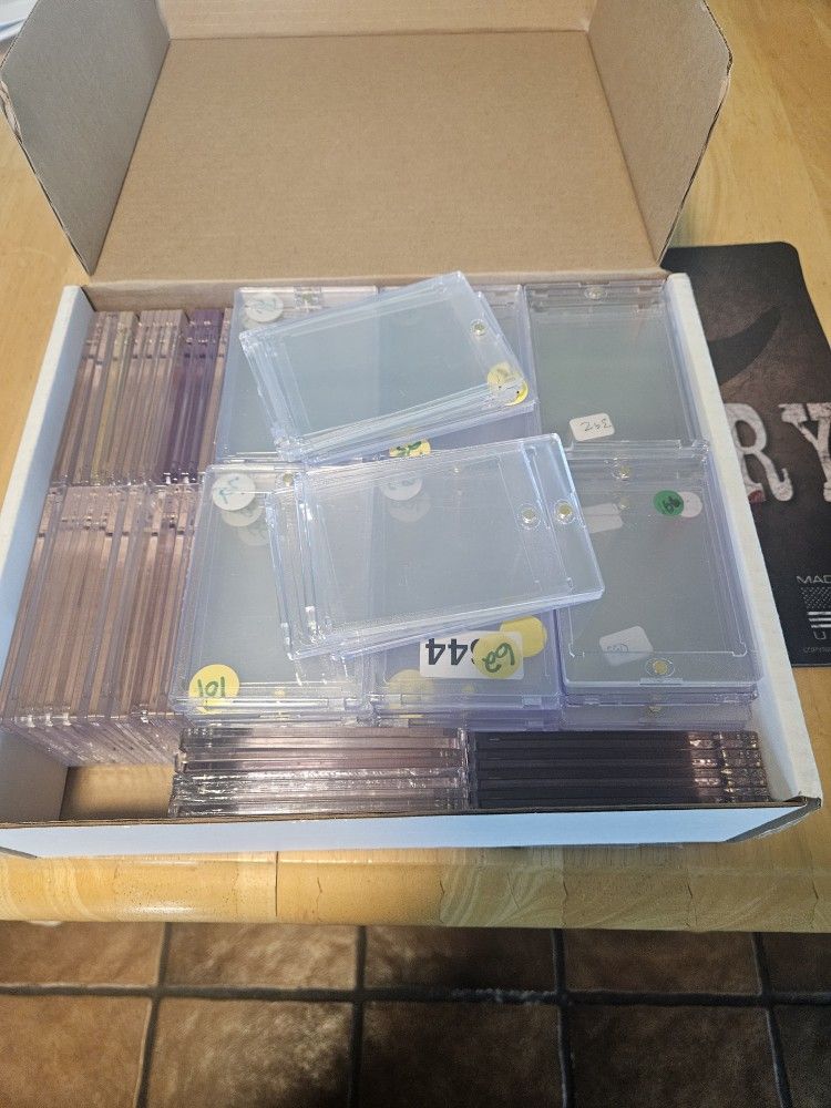 Magnetic Card Holder