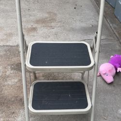 Cosco 2-step folding steel step stool 