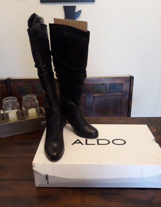 Woman's ALDO Black Leather Boots ( Size 10) 