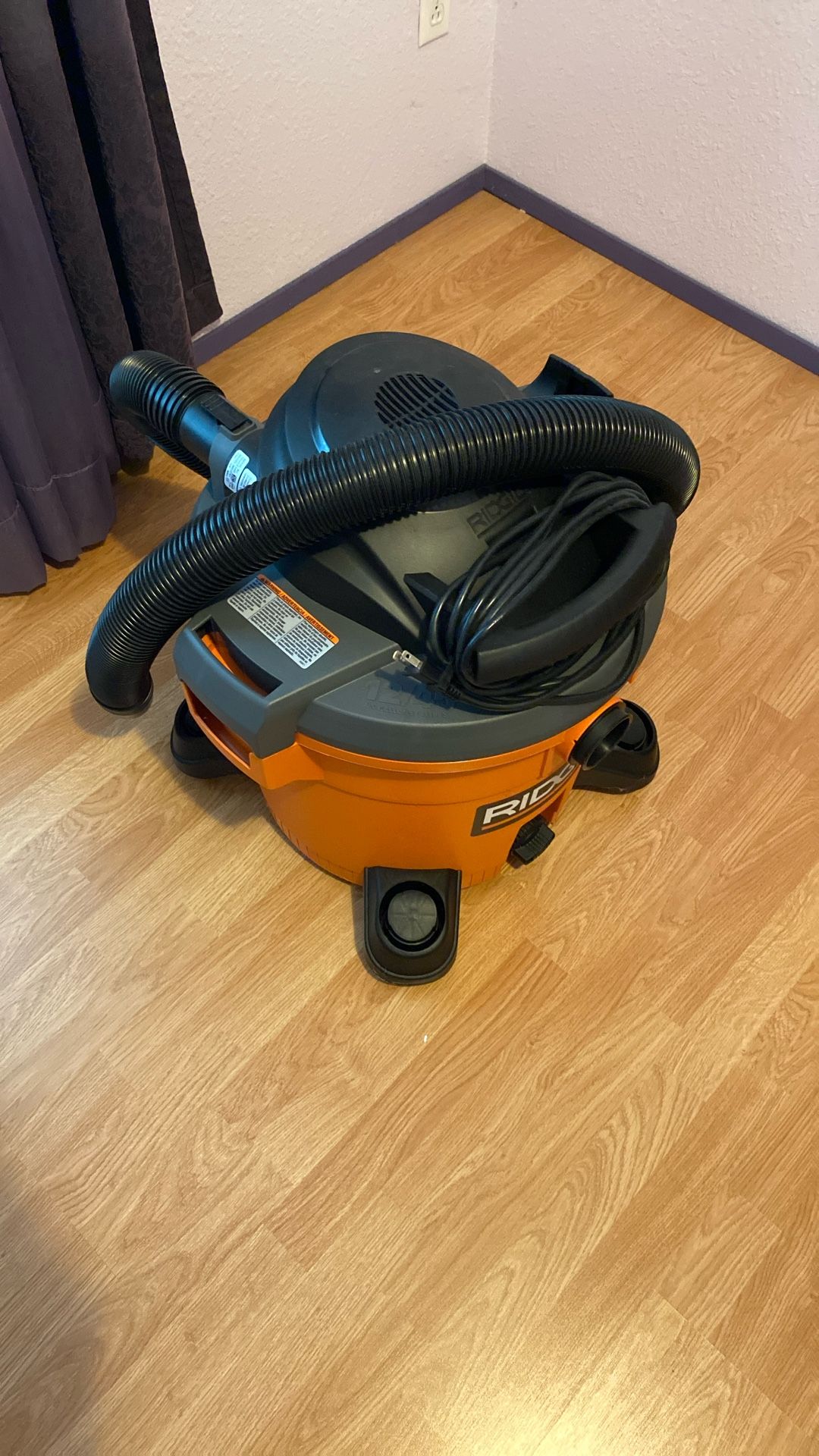 RIDGID Wet/dry Vacuum