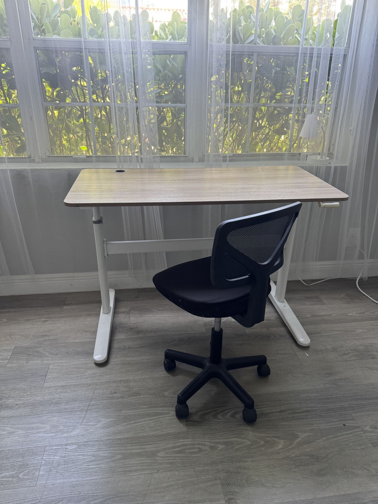 STANDING DESK WITH CHAIR