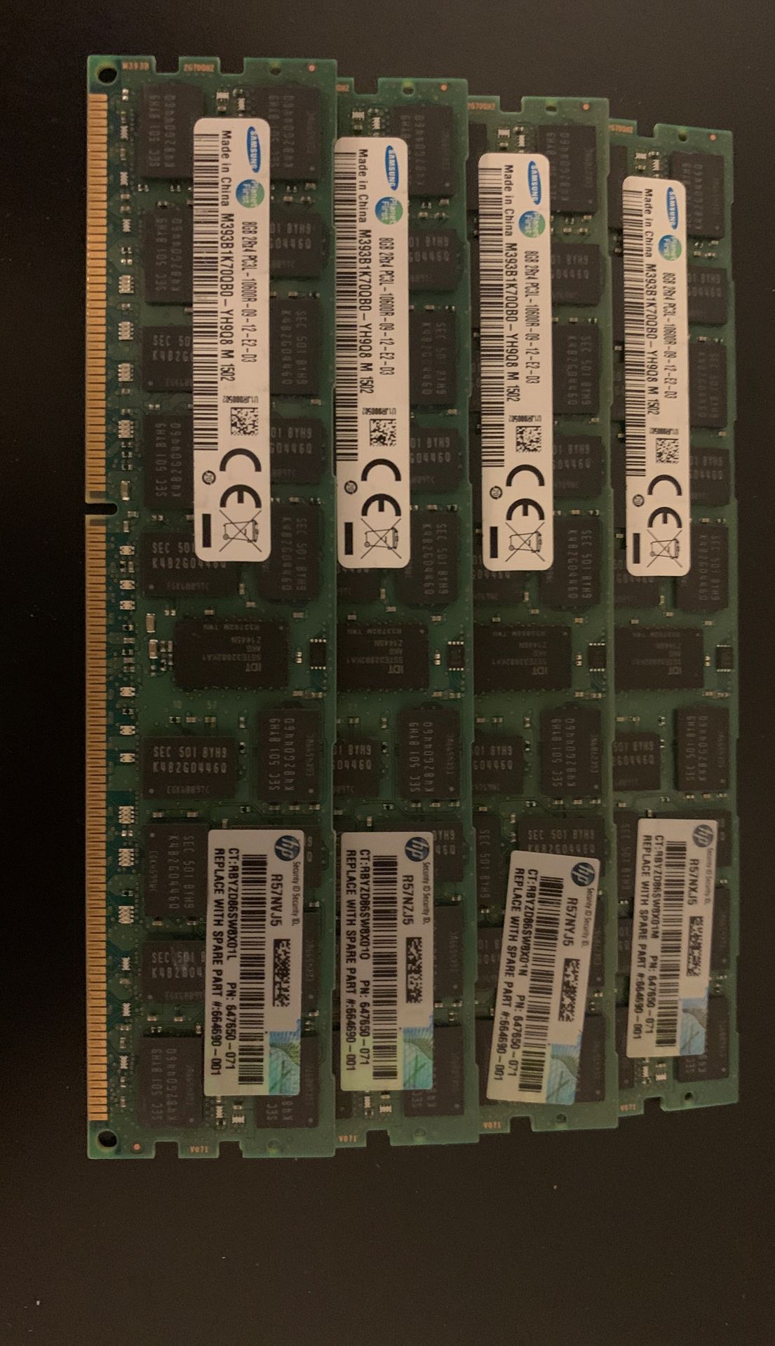 SAMSUNG (4 X 8GB) 32GB 2Rx4 PC3L-10600R-09-12-E2-D3 Registered ECC Memory DDR3