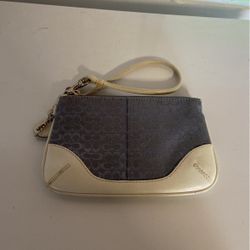 Small Coach Wristlet