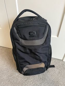 OGIO Backpack with Charging Cord