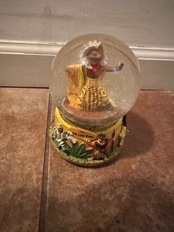 Disney The Lion King Snow Globe