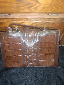 No Name. Purse, Hand Bag Made From Leather With A look Alike Horse Buckle Clasp For Sale.