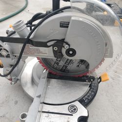 Chicago Compound Saw 