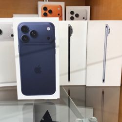 Unlocked iPhone 17 Pro Max Any Carrier 