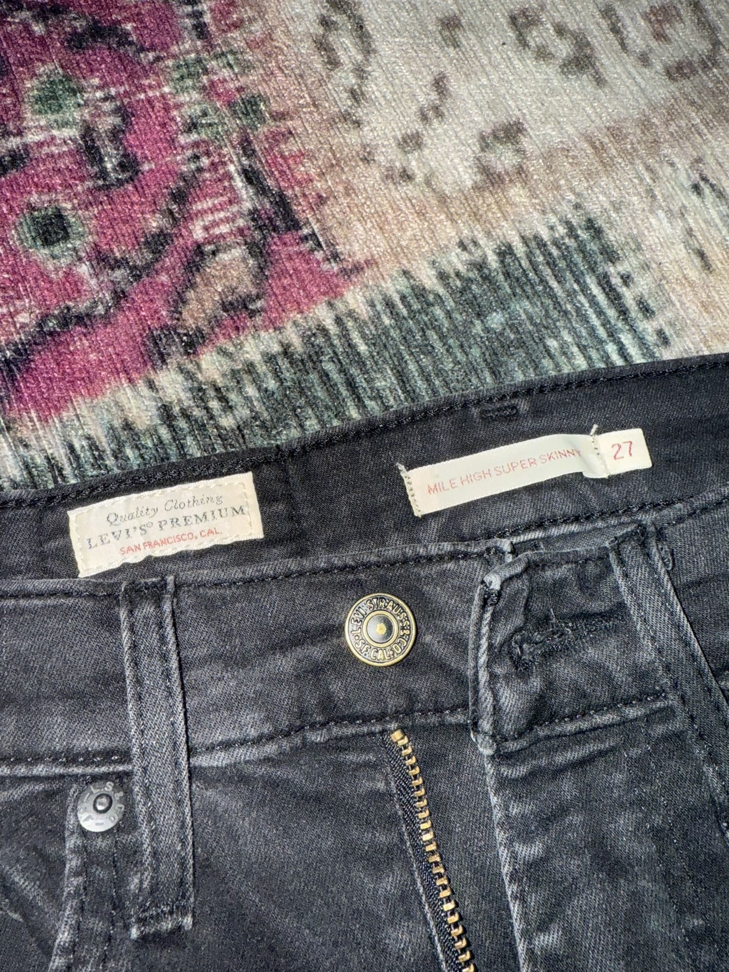 Levi’s Skinny Jeans Black Size Women’s Girls 27
