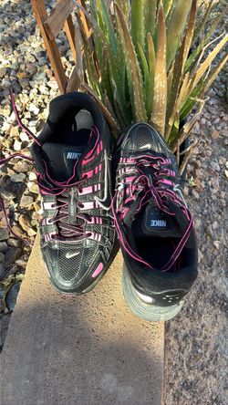 Nike Sports Shoes