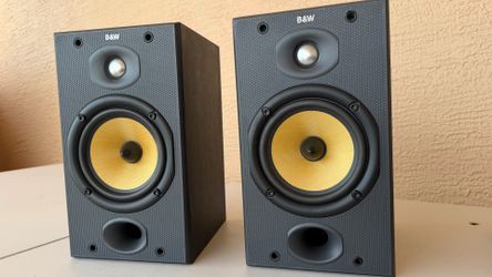 B&W DM601 S2 Bookshelf Speakers Pair - Made in England