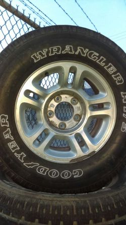 Rim Ford truck