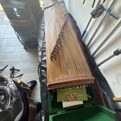 21 String China Guzheng “harp”