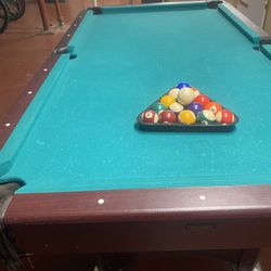 Free pool table