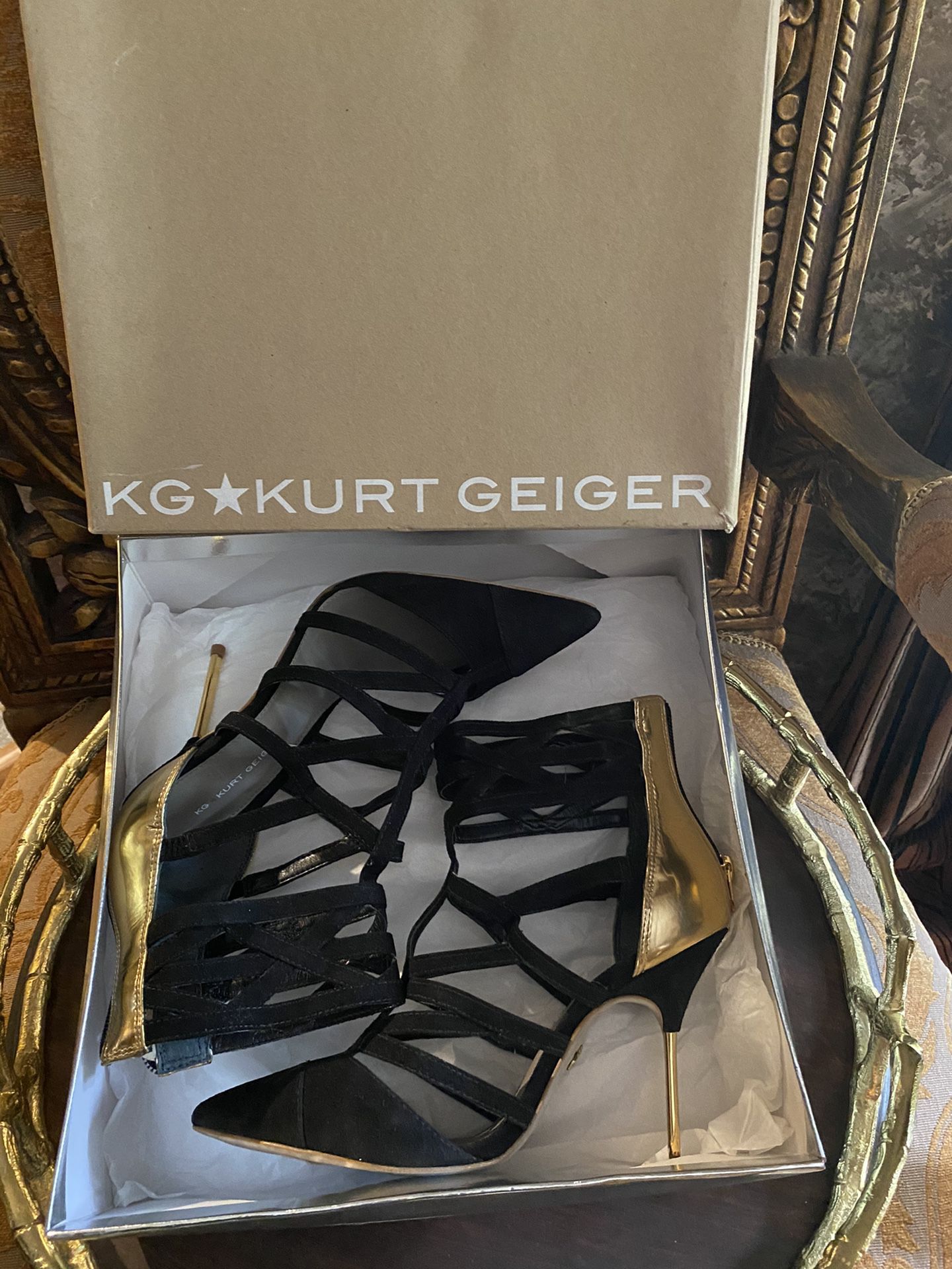 KURT GEIGER Black Suede Gold Leather Heels