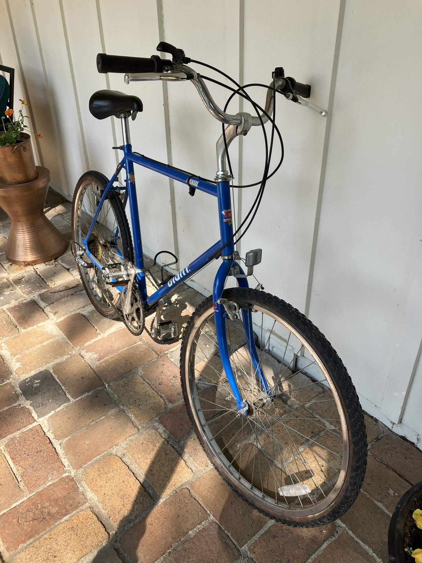 Giant Chinook Hybrid/City Bike