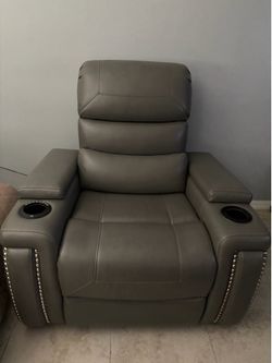 Recliner