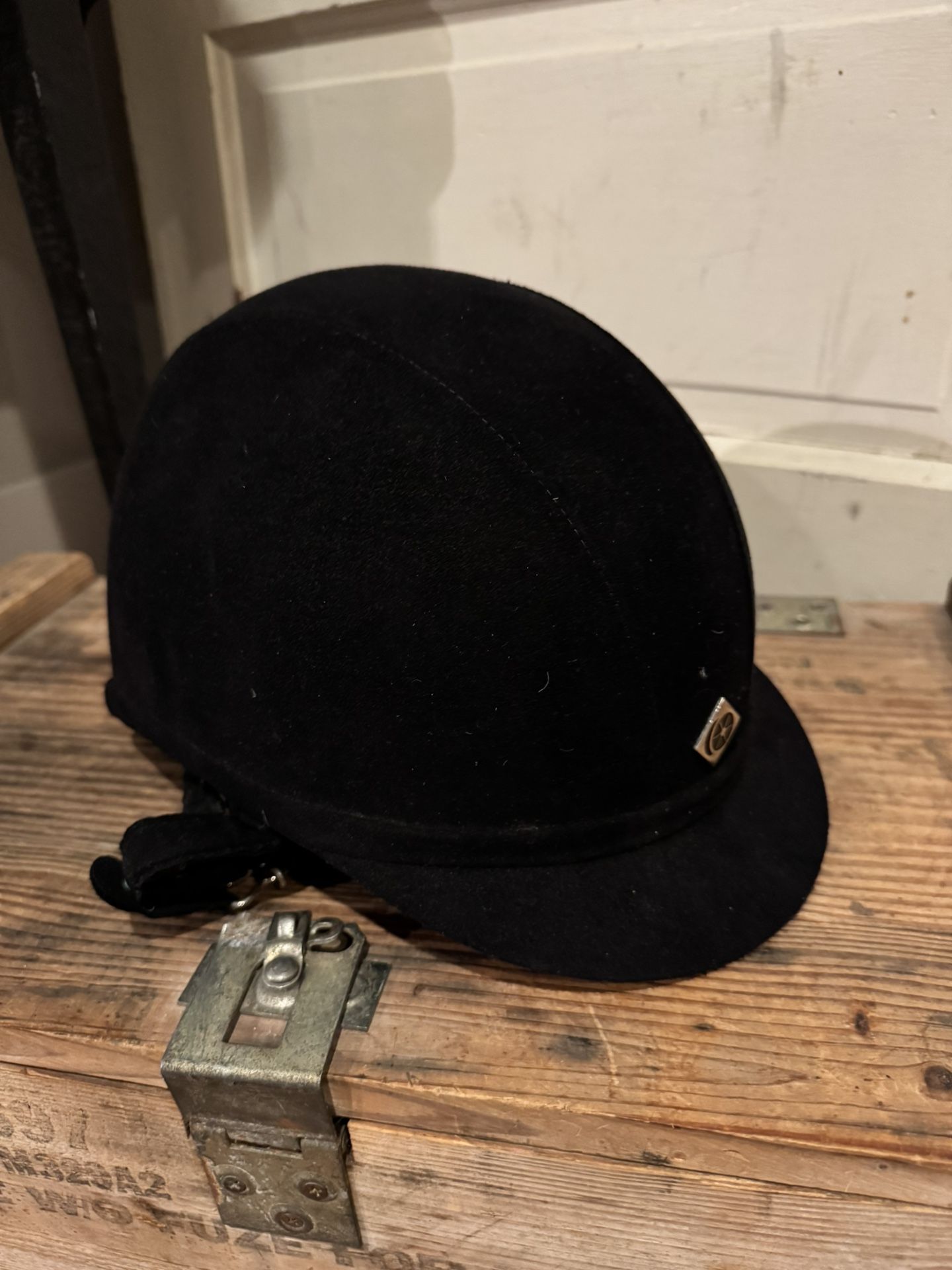 Charles Owen GR8 Size 57 Riding Hat.