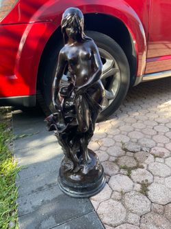 Vintage Morean / Moreau Bronze Resin Sculture on a Marble Base 29”H in Good Condition $500 Firm on Price