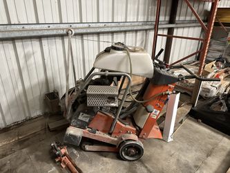 Husqvarna Saw