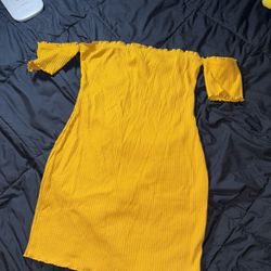 yellowish dress
