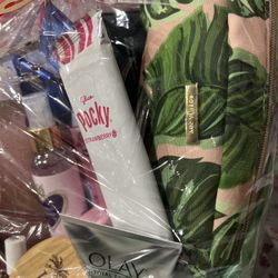 Christmas Gift Basket 