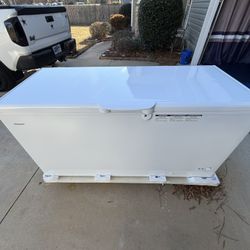 15cuft Chest Freezer Like New