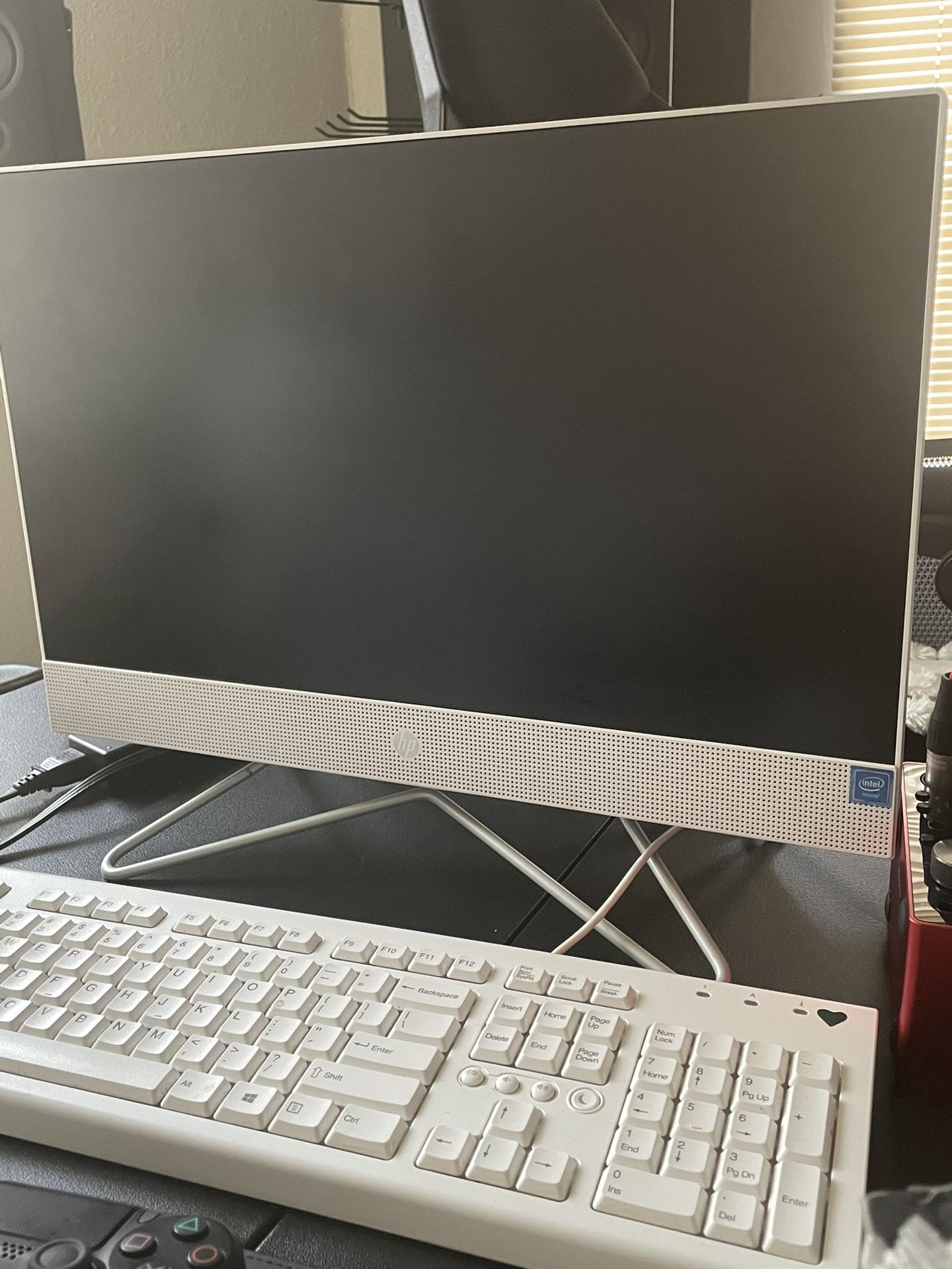Moving To Miami , Must Sale HP Desktop