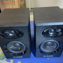 Audio BX5 Graphite 5-inch active studio monitor