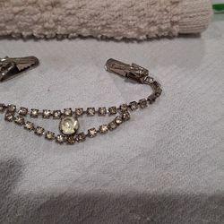 Vintage Sweater Clip $10