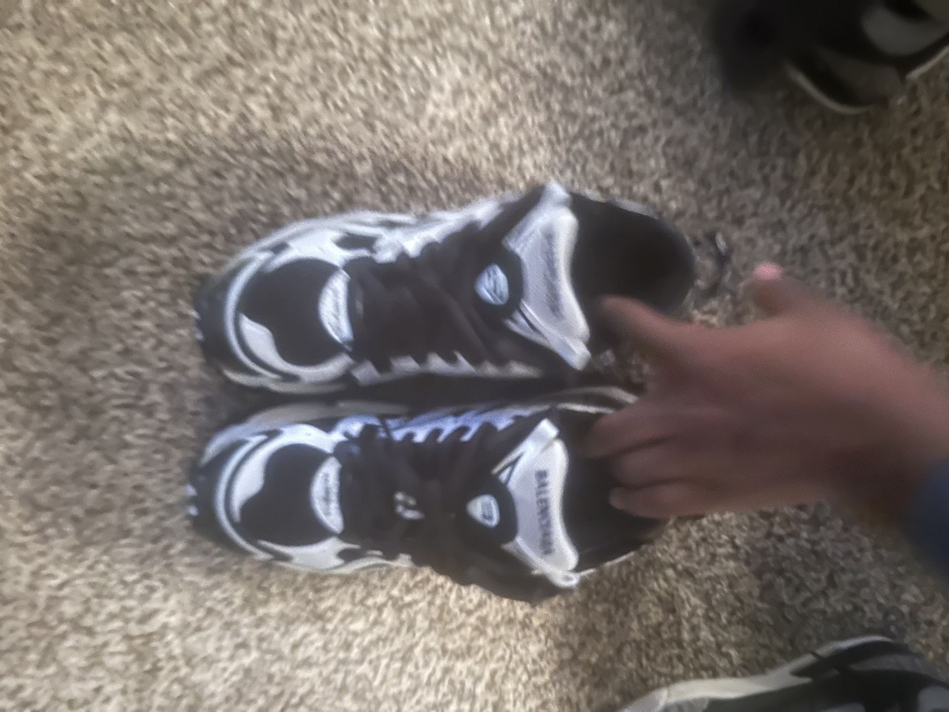 Balenciaga Black And Whit Runners