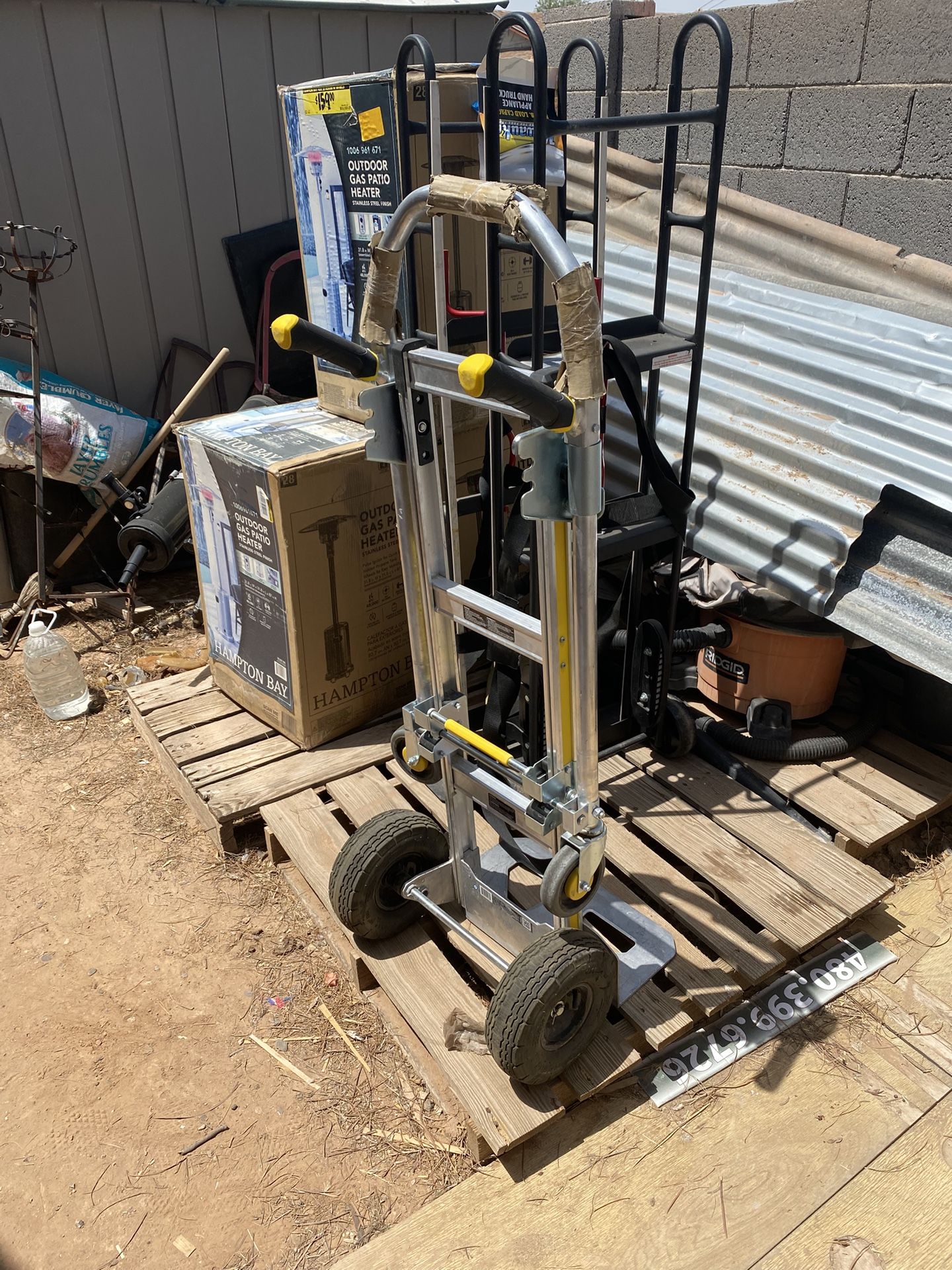 Gorilla Hand Truck 1000 Pound Capacity 