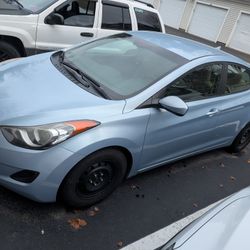 2012 Hyundai Elantra