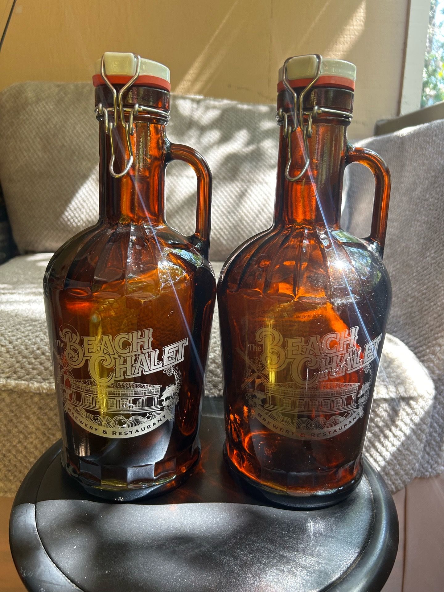 Beach Chalet Amber Glass Beer Bottle Swing-Top Closure Set of 2 Breweriana