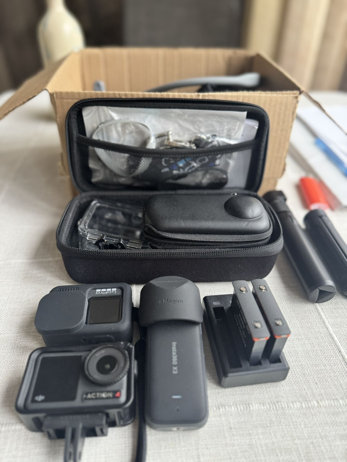 3 cameras +Brand new DJI MIC MINI ;GOPRO HERO 9 black,DJI ACTION 4,INSTA 360 X3+ACCESSORIES