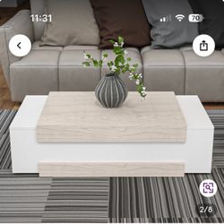 Like new coffee table