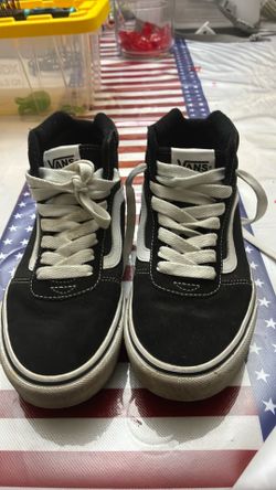 Men’s vans size 8