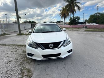 2016 Nissan Altima 110k miles 5500$ cash price