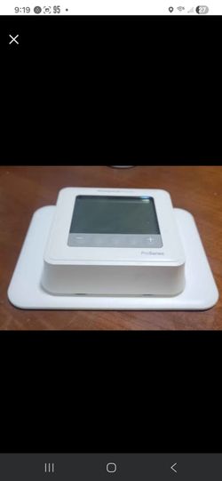 Honeywell Home proSeries thermostat