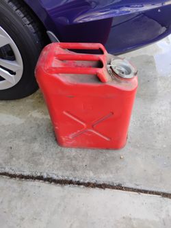 Gas container