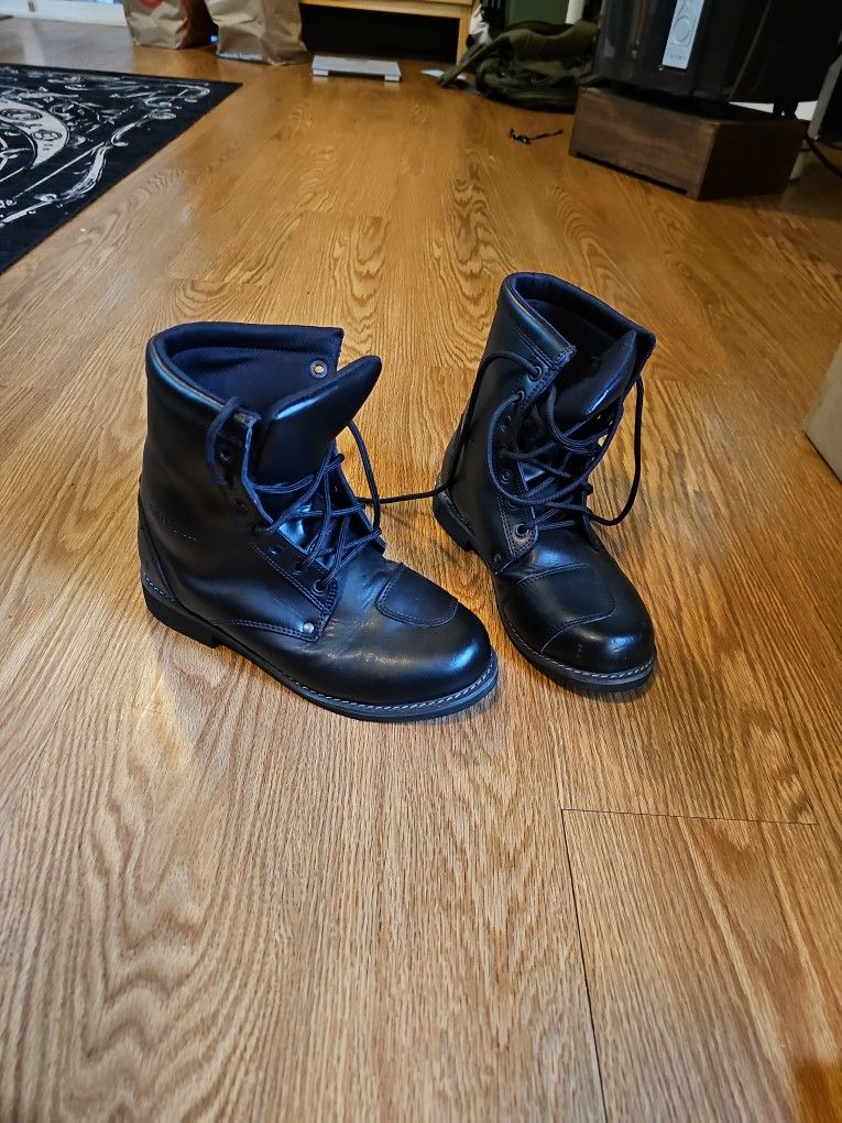 Women's Motorcycle Boots
