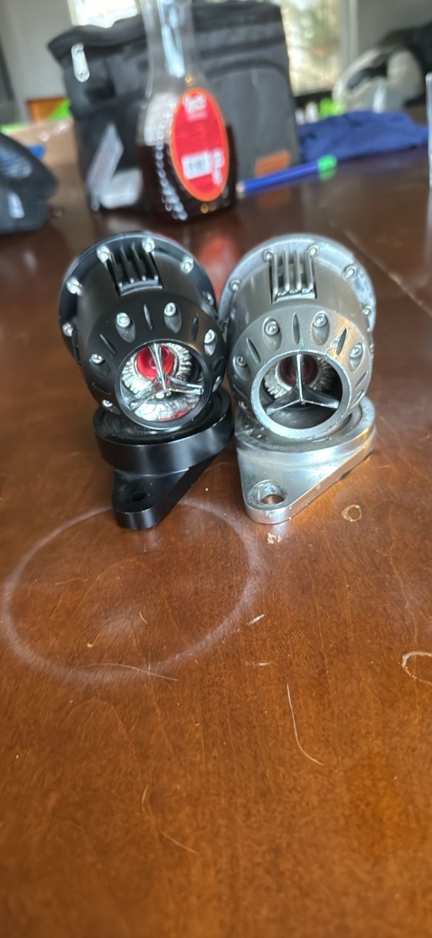 2 Hks Bovs 250 For Both Or 150 For One