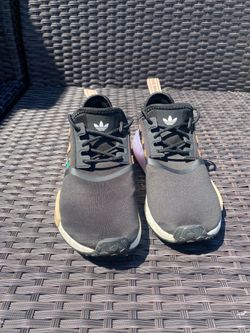 Adidas nmd r1 shoes