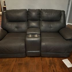Reclining Sofa