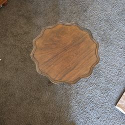 1920 To 1930 Pie Crust Lamp Table